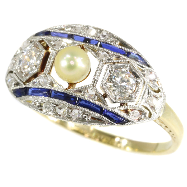 Original Art Deco engagement ring with diamonds, sapphires and a pearl